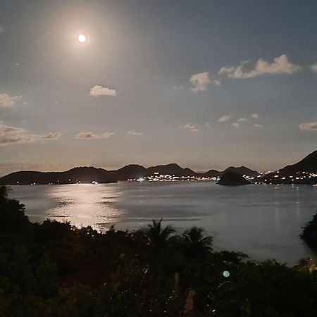 Ti Kaz Anoli Vue Epoustouflante Sur La Baie Villa Terre-de-Bas Dış mekan fotoğraf