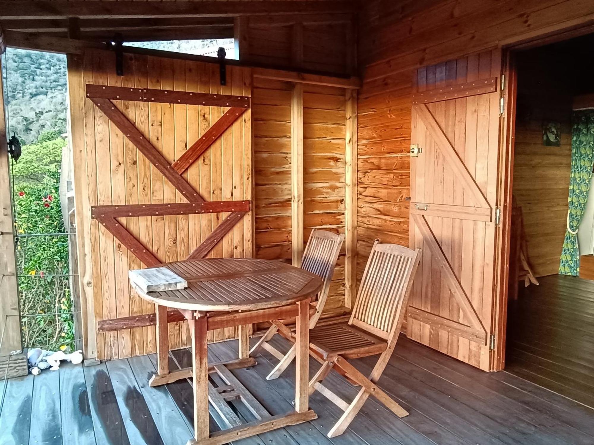 Ti Kaz Anoli Vue Epoustouflante Sur La Baie Villa Terre-de-Bas Dış mekan fotoğraf